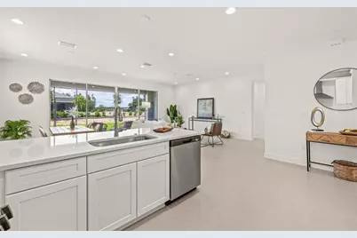 32565 Veneto Place, Wesley Chapel, FL 33543 - Photo 15