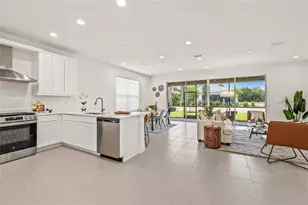32565 Veneto Pl, Wesley Chapel, FL 33543 - Photo 11