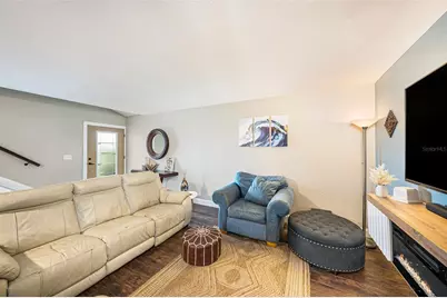 4805 Grove Point Drive, Tampa, FL 33624 - Photo 5
