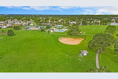 4805 Grove Point Drive, Tampa, FL 33624 - Photo 33