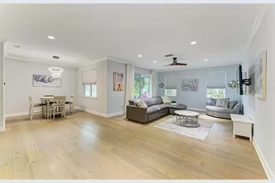 20126 Outpost Point Drive, Tampa, FL 33647 - Photo 15