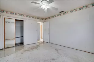 8849 109th Ln, Seminole, FL 33772 - Photo 17