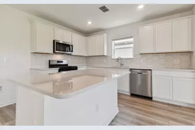 11354 Meadow River Way, Parrish, FL 34219 - Photo 3