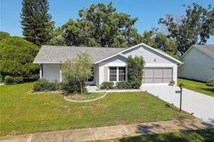 9643 Noble Ct, New Port Richey, FL 34655 - Photo 3