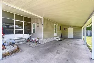 6950 46th Ave N, Saint Petersburg, FL 33709 - Photo 13
