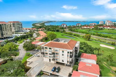 6269 Palma Del Mar Boulevard S #302, Saint Petersburg, FL 33715 - Photo 1