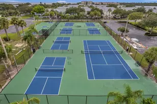 121 Sea Horse Dr SE, Saint Petersburg, FL 33705 - Photo 41