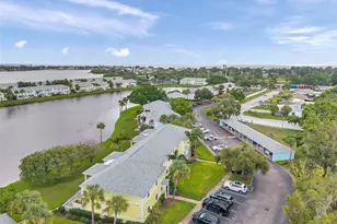 121 Sea Horse Dr SE, Saint Petersburg, FL 33705 - Photo 35