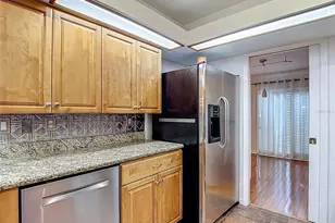 4520 W Gray St, Tampa, FL 33609 - Photo 15