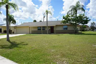 1618 Cherry Hills Dr, Sun City Center, FL 33573 - Photo 1