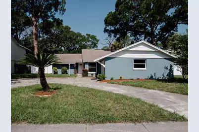 823 Riverside Drive, Tarpon Springs, FL 34689 - Photo 1