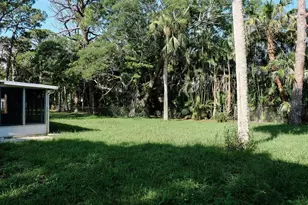 823 Riverside Dr, Tarpon Springs, FL 34689 - Photo 35