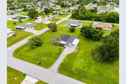 198 Cypress Avenue NW, Port Charlotte, FL 33952 - Photo 25