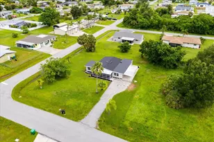 198 Cypress Ave NW, Port Charlotte, FL 33952 - Photo 25