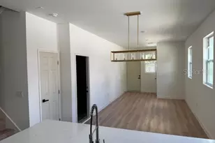 1527 W Arch St, Tampa, FL 33607 - Photo 5