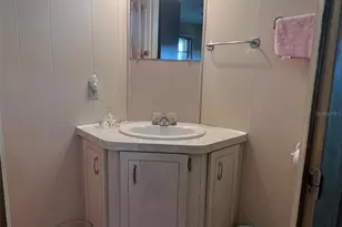 13225 101st St, Largo, FL 33773 - Photo 17