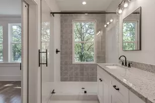 807 E Ida St, Tampa, FL 33603 - Photo 21