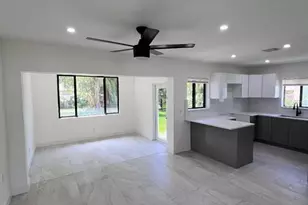 1718 Bayshore Blvd, Dunedin, FL 34698 - Photo 3