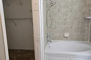 1402 Delano Trent St, Ruskin, FL 33570 - Photo 13