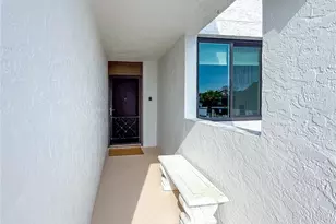 724 Bayport Wy, Longboat Key, FL 34228 - Photo 5