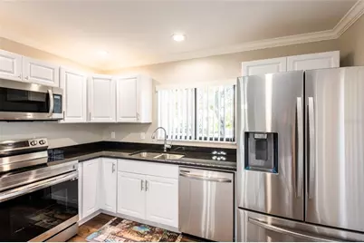 15239 W Pond Woods Drive #402, Tampa, FL 33618 - Photo 13