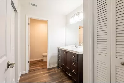 15239 W Pond Woods Drive #402, Tampa, FL 33618 - Photo 23