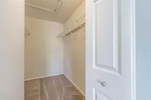 5563 Baywater Dr, Tampa, FL 33615 - Photo 25