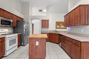 10420 Springrose, Tampa, FL 33626 - Photo 5