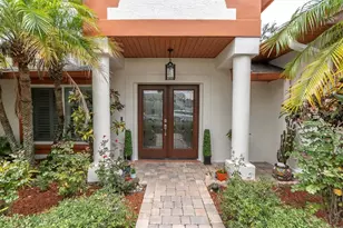 12038 Stone Crossing Cir, Tampa, FL 33635 - Photo 3