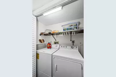 10479 Longwood Drive, Seminole, FL 33777 - Photo 27