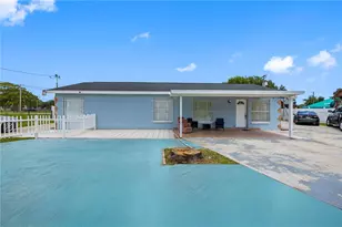 4127 W Comanche Ave, Tampa, FL 33614 - Photo 1