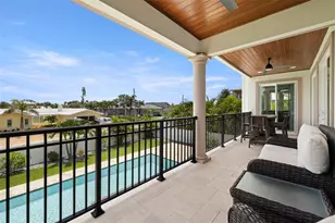 3141 Hibiscus Dr W, Belleair Beach, FL 33786 - Photo 17