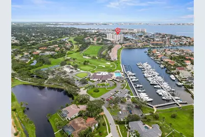 5950 Pelican Bay Plaza S #605, Saint Petersburg, FL 33707 - Photo 33