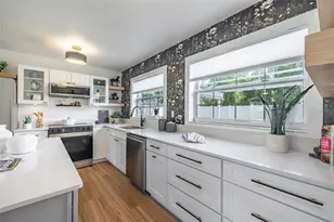 2906 W Averill Ave, Tampa, FL 33611 - Photo 7