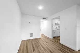 9209 Tudor Dr, Tampa, FL 33615 - Photo 5