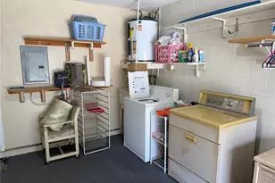 8215 Burgundy Dr N, Pinellas Park, FL 33781 - Photo 27