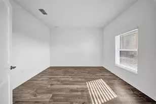 5841 Riverston Ave, Wesley Chapel, FL 33545 - Photo 31