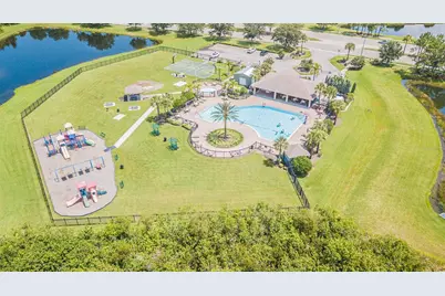 11345 Flora Springs Drive, Riverview, FL 33579 - Photo 7