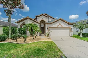11345 Flora Springs Dr, Riverview, FL 33579 - Photo 1