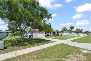 9339 Miracle Dr, Spring Hill, FL 34608 - Photo 35