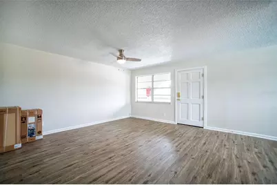 6062 22nd Avenue N #5, Saint Petersburg, FL 33710 - Photo 5