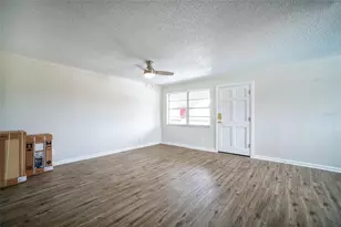 6062 22nd Ave N, Saint Petersburg, FL 33710 - Photo 5