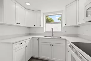 8046 Norwich Dr, Port Richey, FL 34668 - Photo 13