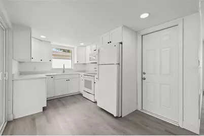 8046 Norwich Drive, Port Richey, FL 34668 - Photo 11