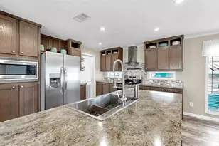 420 49th St E, Palmetto, FL 34221 - Photo 7