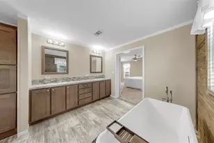 420 49th St E, Palmetto, FL 34221 - Photo 23