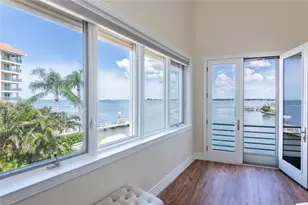 4703 Dolphin Cay Ln S, Saint Petersburg, FL 33711 - Photo 31