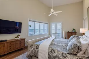 4703 Dolphin Cay Ln S, Saint Petersburg, FL 33711 - Photo 27