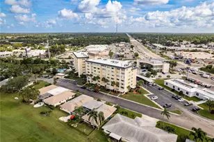 8950 Park Blvd, Seminole, FL 33777 - Photo 25