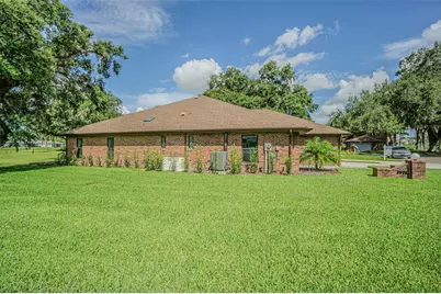 6533 Brentwood Drive, Zephyrhills, FL 33542 - Photo 21